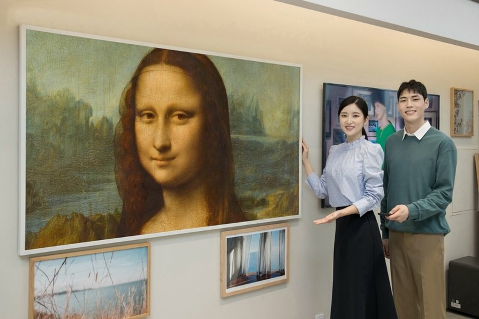 Samsung покажет картины из Лувра и Эрмитажа в своих телевизорах
