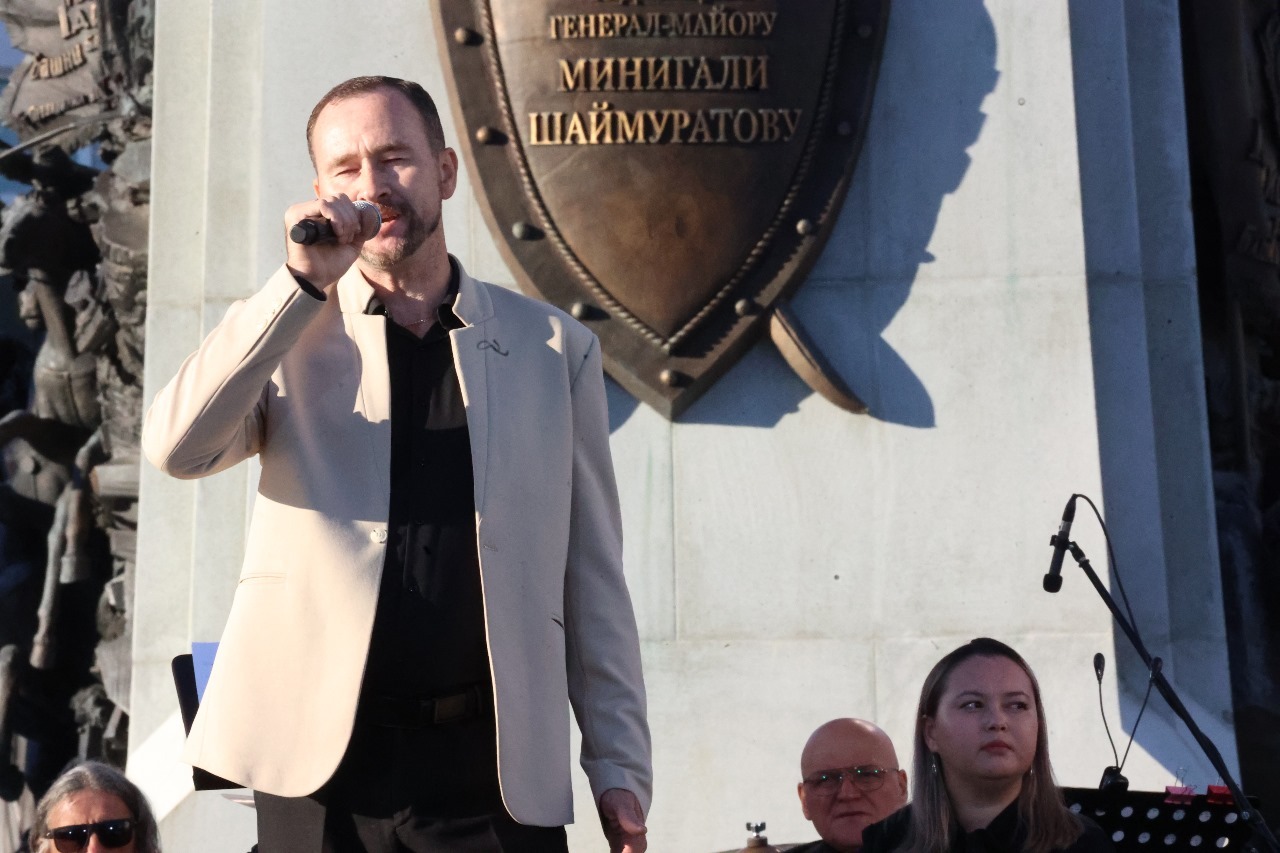 «Армии необходимо вернуть должное уважение, внимание и любовь народа»