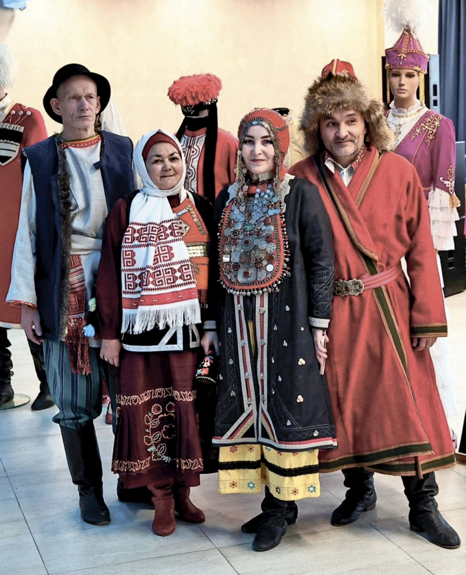 Успех мастериц  национального  костюма